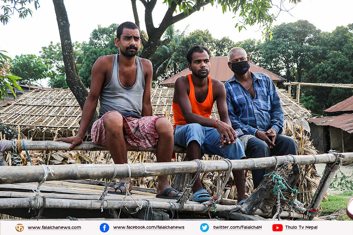 नेता कारमा, किसान मारमा, बिचौलिया मालामालमा