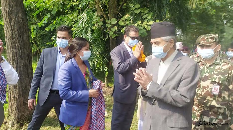 देउवाले भने बाढी पीडितका लागी राहतको व्यवस्था गर्छौं