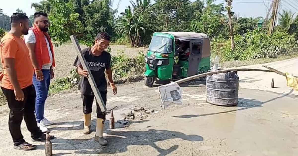 सडक मर्मत गरेर जन्मदिन मनाए युवराजले