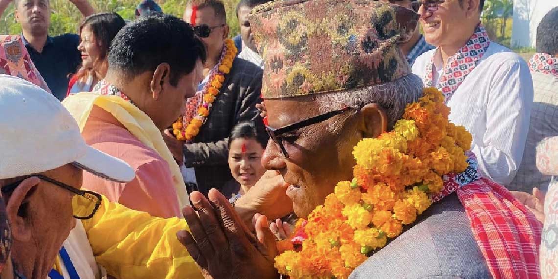 सुनसरी २ मा गठबन्धनका उम्मेदवार, मतदाताको साथ पाउँदै कांग्रेसका सीताराम मेहता