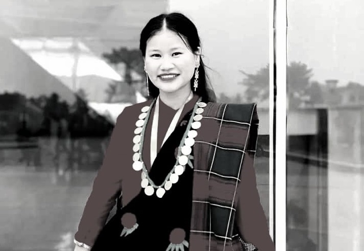 इटहरीमा स्कुटर दुर्घटना हुँदा २० वर्षीया युवतीको मृत्यु