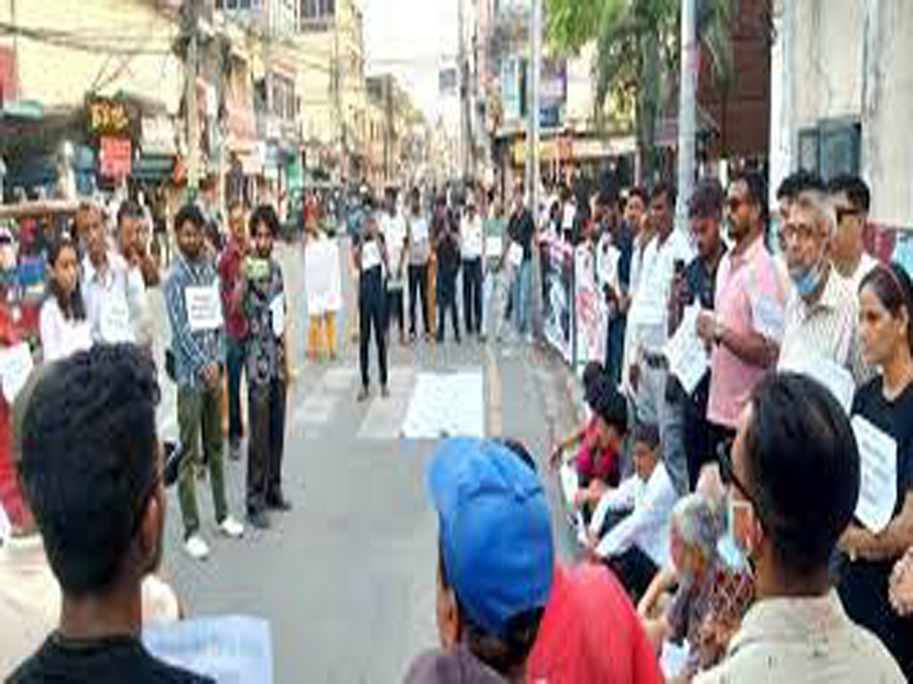 विराटनगरमा भ्रष्टाचारविरुद्ध दशौं दिन पनि प्रदर्शन