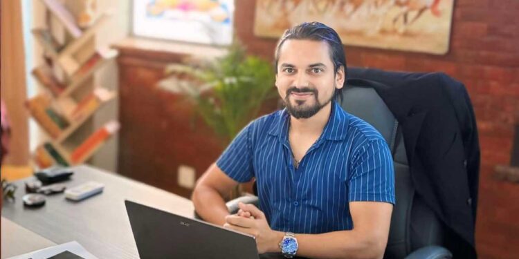 भारतवाट गोल्ड मेडलिष्ट युवा ज्योतिषि ’भट्ट गुरु’इटहरी मा अग्रिम नाम बुकिङ सुरु